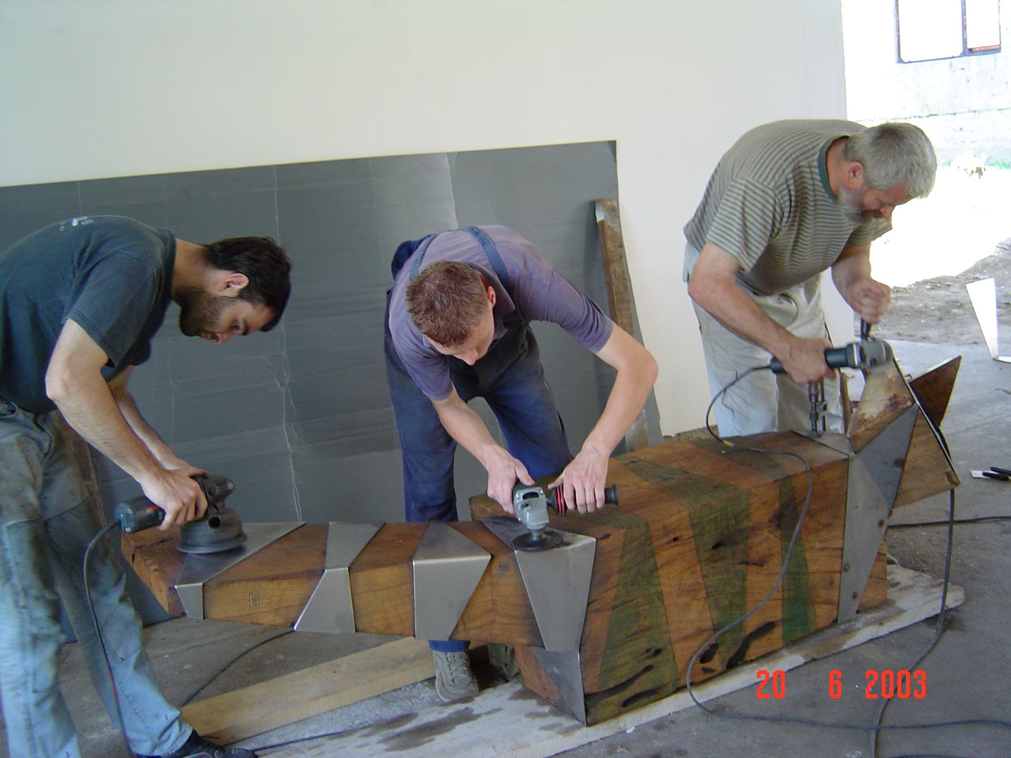 2003. rad na skulpturi za Pušču