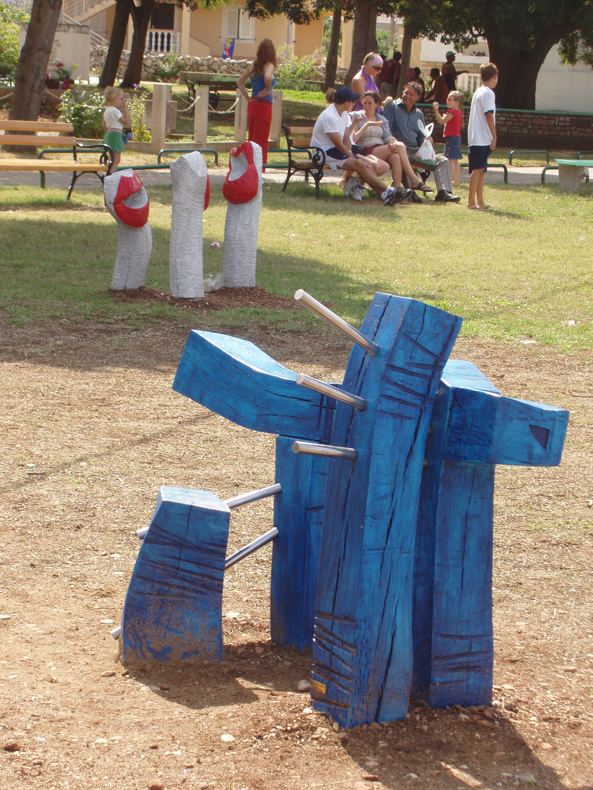 RIBARI, 66x89x157cm, Olib, 2007.